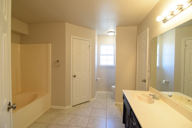 Building Photo - 4301 Hitchrock Dr