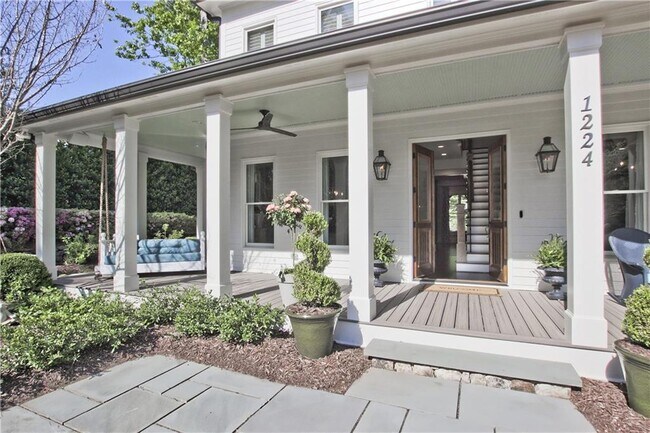 Building Photo - 1224 Minhinette Dr