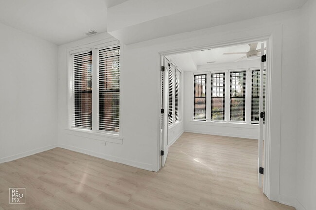 Foto del edificio - 7717 N Sheridan Rd