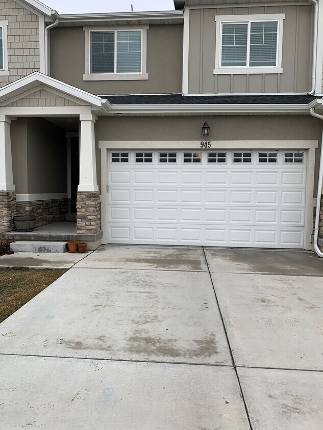 945 S 2100 W, Orem, UT 84059 Townhome Rentals in Orem UT