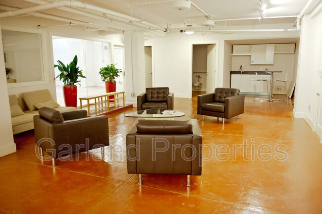 Foto del edificio - 110 Campbell Ave SE