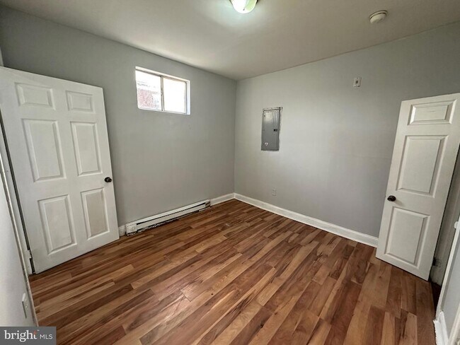 Foto del edificio - 5900 Pine St
