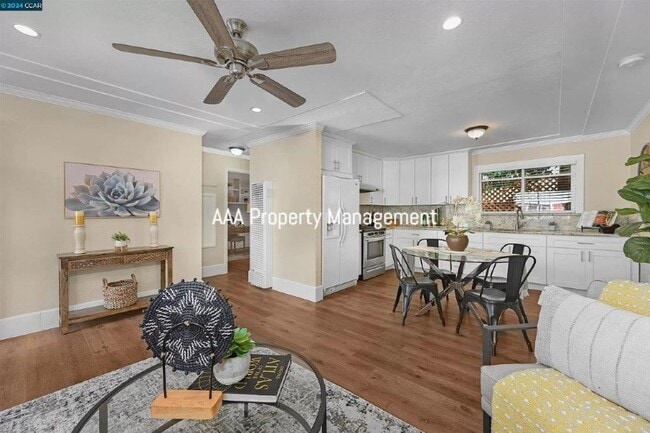 Building Photo - Concord Fully renovated 2 bedroom 1 bathro...