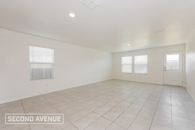 Building Photo - 6021 Determine Ln