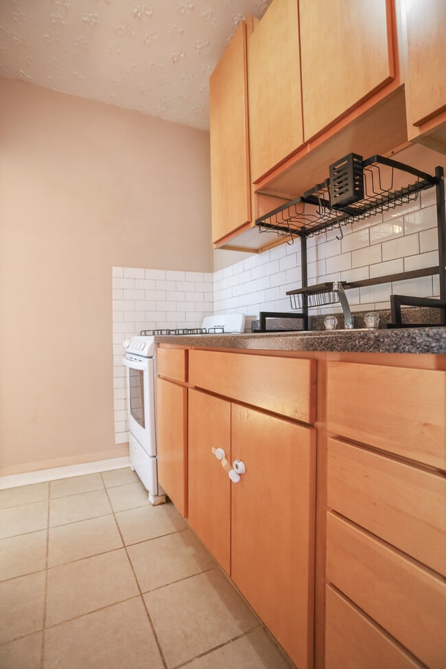 Building Photo - 4141 N Keystone Ave