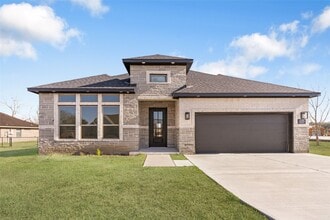 Building Photo - 208 Silverleaf Rd