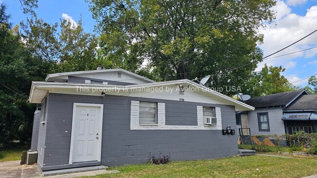 Building Photo - 1716 Whitner St