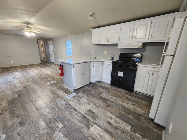 Foto del edificio - 700 W Ridgeway Ave