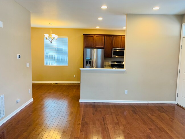 Foto del edificio - 4332 N Meadows Dr