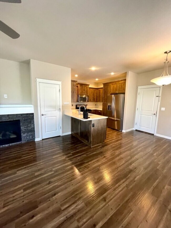 Foto del edificio - Lovely newer Redmond home in desirable com...