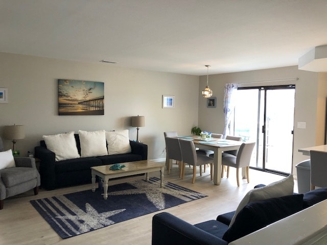 Building Photo - 506 S 14th St