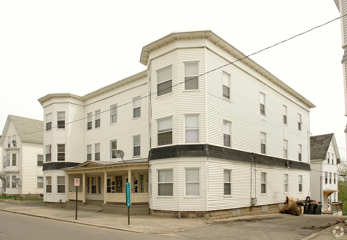 Primary Photo - 217-221 Notre Dame Ave