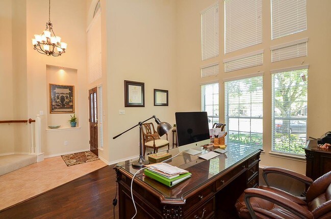 Foto del edificio - 21203 Willow Fork Ct