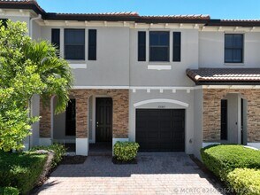 Building Photo - 23765 SW 118 Ave