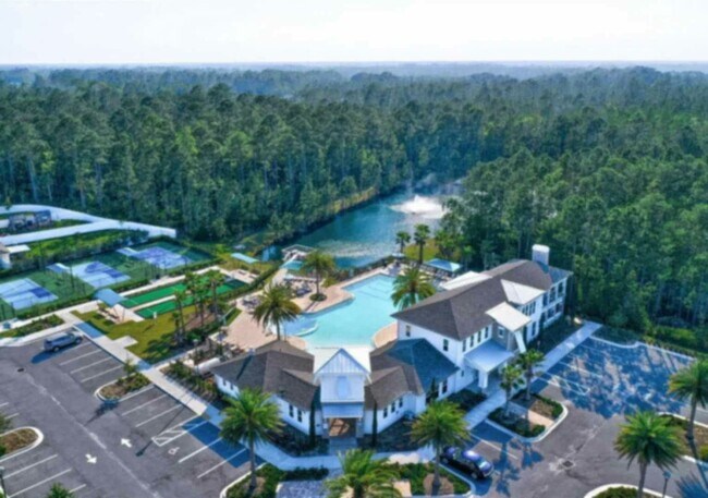 Building Photo - 3 Pinnacle Pl