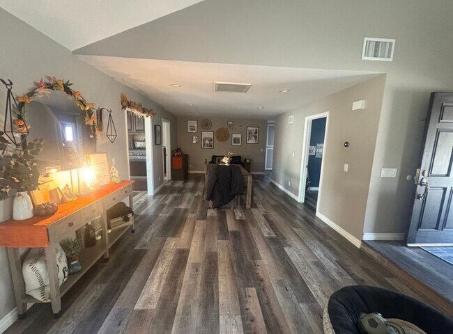 Foto del edificio - 5312 Diane St