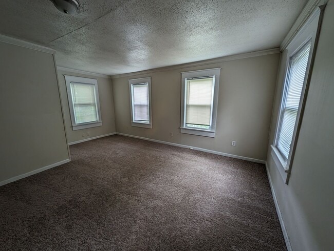 Building Photo - 8218 Fayette St