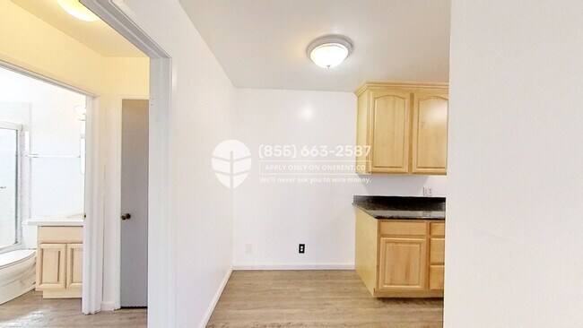 Building Photo - 751 San Jule Ct