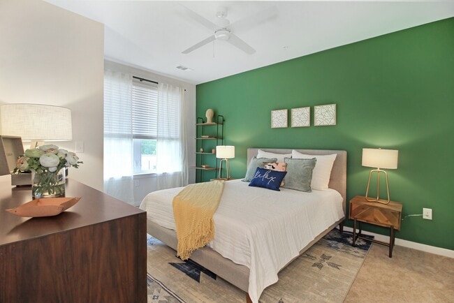 Interior Photo - Bay 151