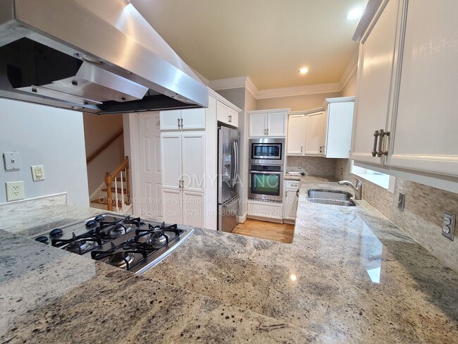 Foto del edificio - Gorgeous 4 Bedroom Home in Decatur!