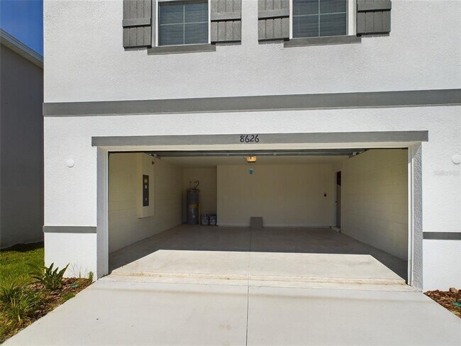 Building Photo - 8626 SW 46th Ave