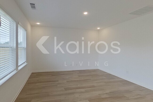 Foto del edificio - 114 Silver Maple Ln