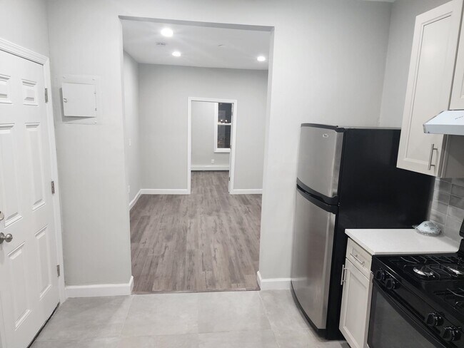 Building Photo - 281 Communipaw Ave