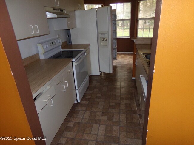 Foto del edificio - 310 Seahorse Cir SE