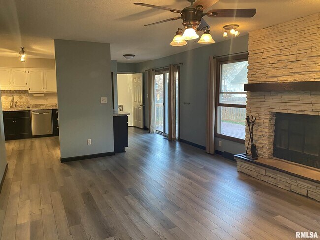 Building Photo - 56 Chukar Dr