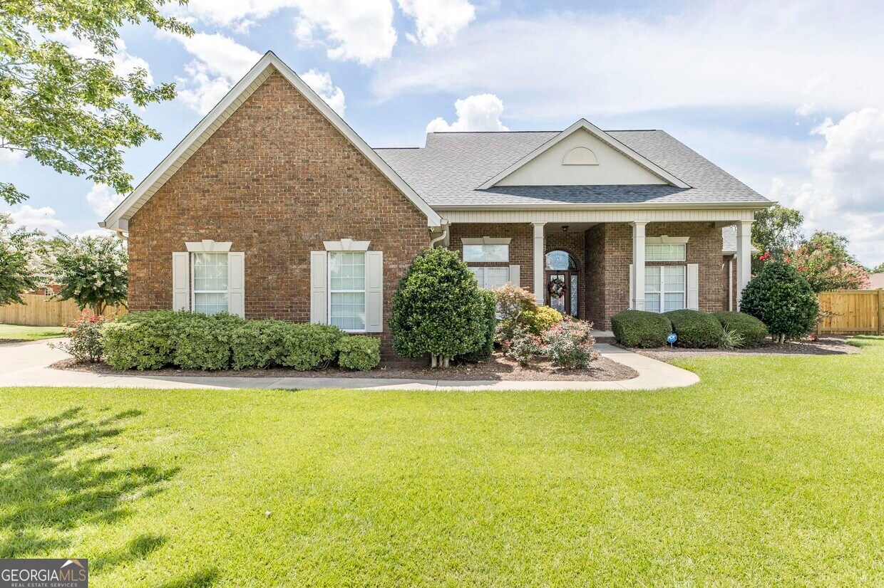 Foto principal - 116 Magnolia Hill Rd