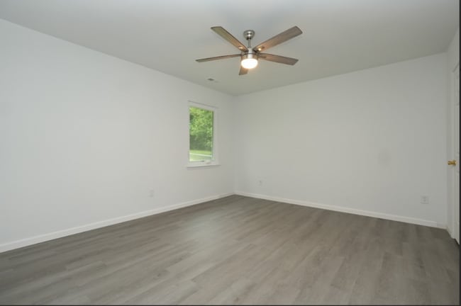 Building Photo - A beautiful house available in Williford