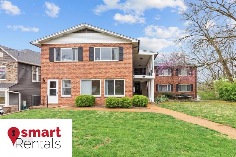 7848 Big Bend Blvd, ster Groves, MO 63119 Condo for Rent in