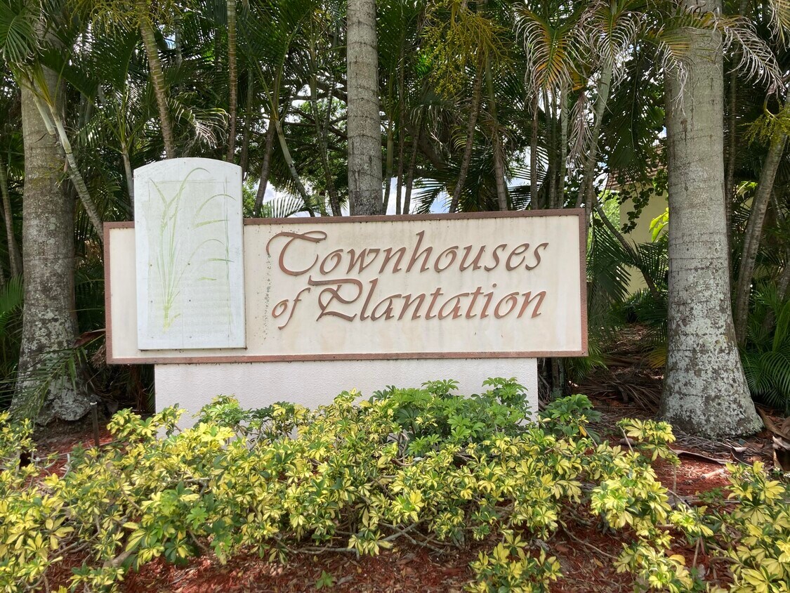 Foto principal - 801 NW 46th Ave