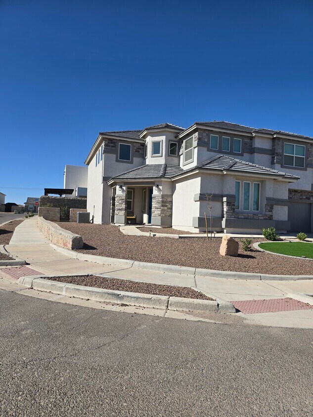 Foto principal - 12463 Pleasant Crest