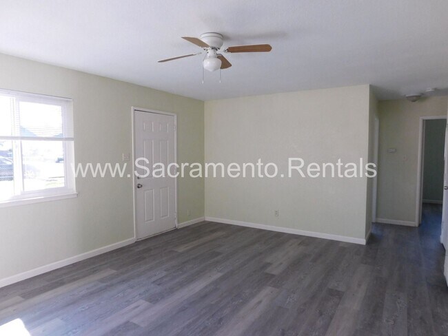 Foto del edificio - 2 br, 1 bath House - 3019 32nd Avenue