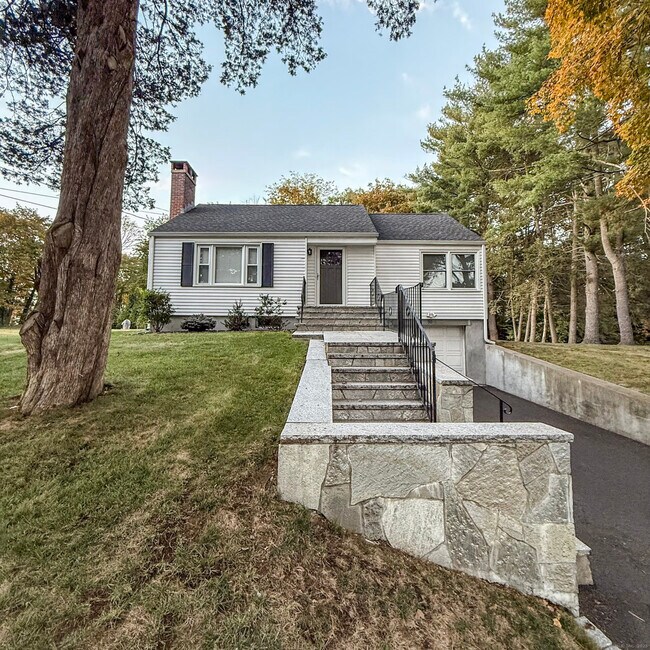 Foto del edificio - 90 Cedar Ln