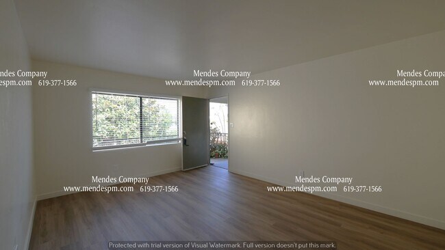 Building Photo - Beautifully Renovated 2 bd / 1 bth Upstair...