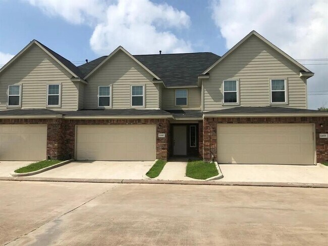 Foto del edificio - 12006 Clifton Oaks Dr
