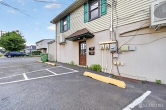 Building Photo - 1812 New Jersey 35