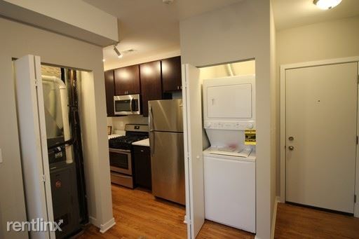 Foto del edificio - 3108 W Sunnyside Ave