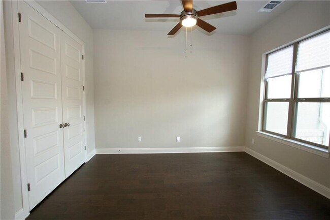 Foto del edificio - 312 Buffalo Cave Rd