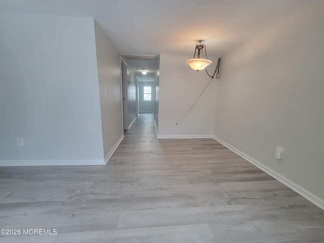 Foto del edificio - 38-40-40 Johnson Ln