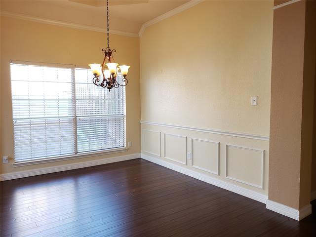 Building Photo - 10712 Red Cedar Dr
