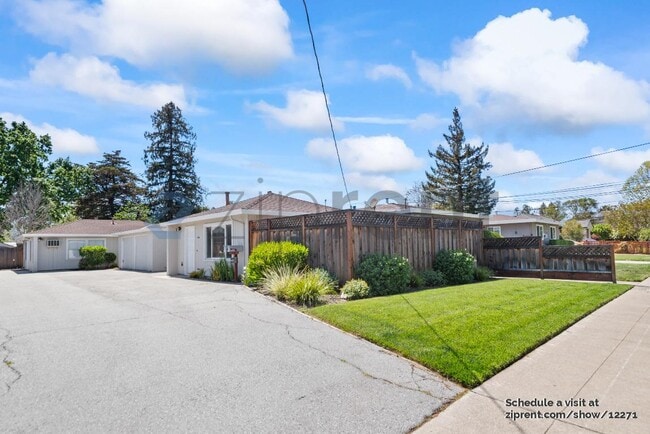 Building Photo - 1498 Valota Rd