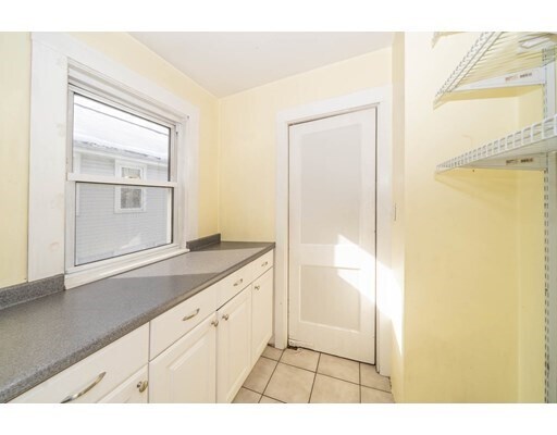 Foto del edificio - 235-237 Corey Rd