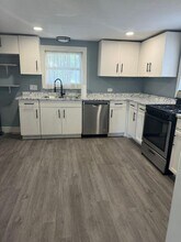 Building Photo - 1301 S Scullin Ave