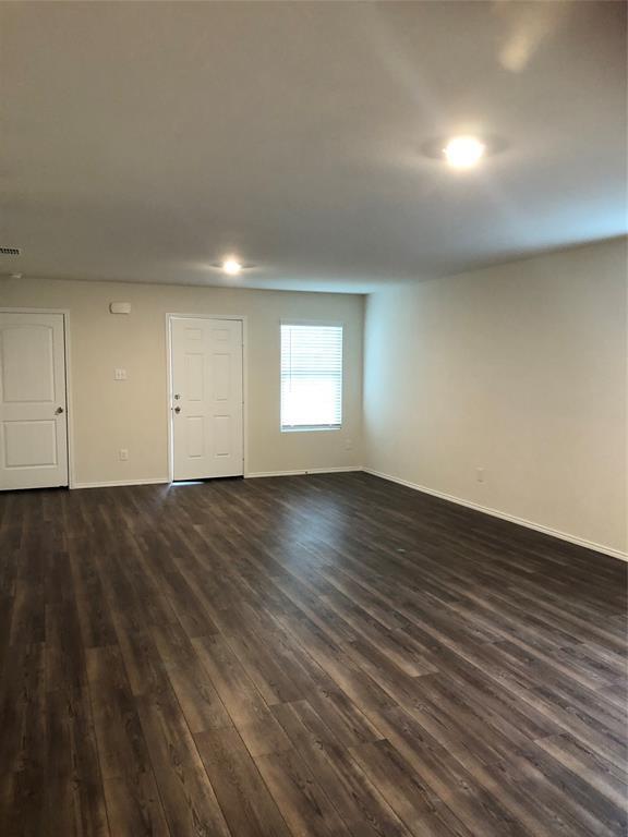 Foto del edificio - 4125 Wintergreen Dr