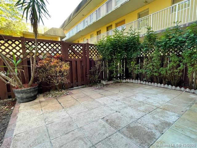 Foto del edificio - 8475 SW 94th St