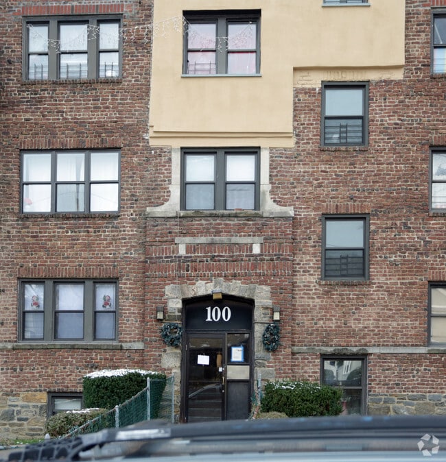 Building Photo - 100 Brookside Ave