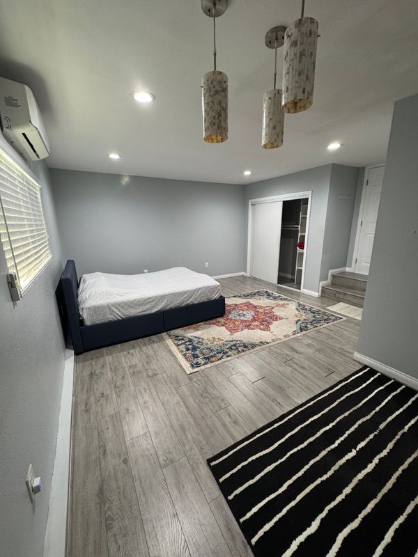 Foto del edificio - 16270 Binney St